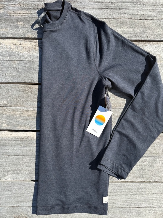 VUORI Ponto Performance Long Sleeve Tee Midnight Heather Medium NWT Men’s